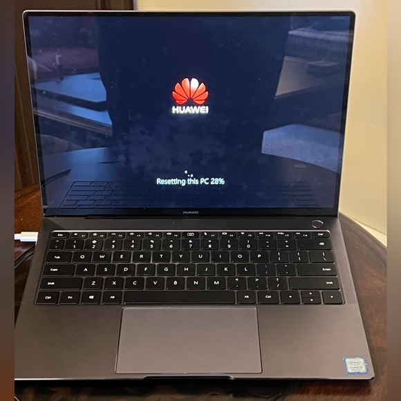 Huawei MateBook X Pro Signature Edition in good working condition - Picture 10 of 10